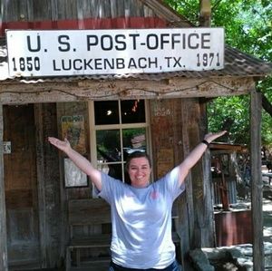 Meet your Posher, Rae